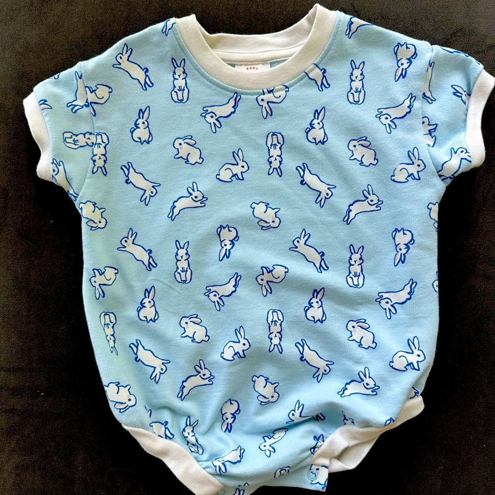 Size 12 months onesie outfit- blue with little bunnies on it. (cat and jack)